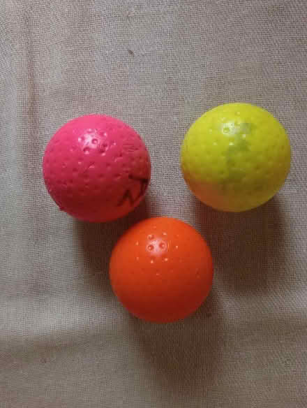 Photo of free 3 hockey balls (Kingsway BA2) #1