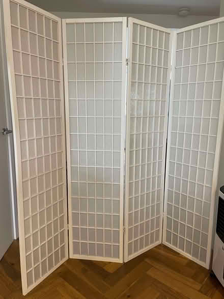 Photo of free White wood and paper Japanese-style dividing screen (Upper Norwood SE19) #1