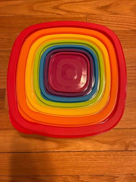 Photo of free Set of food storage containers (Saugerties) #3