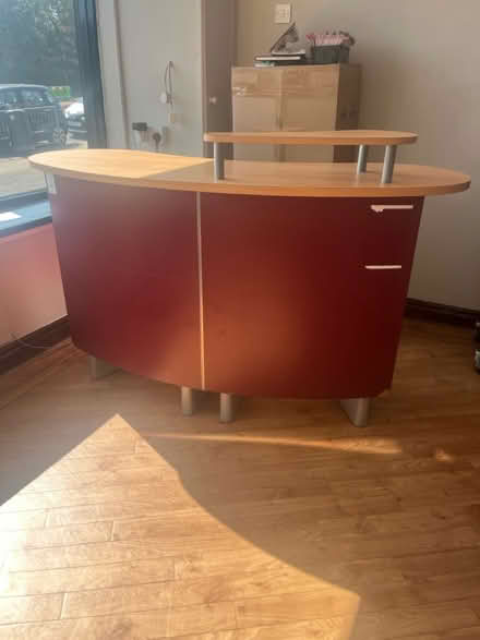 Photo of free Salon desk (Hair salon B14) #1