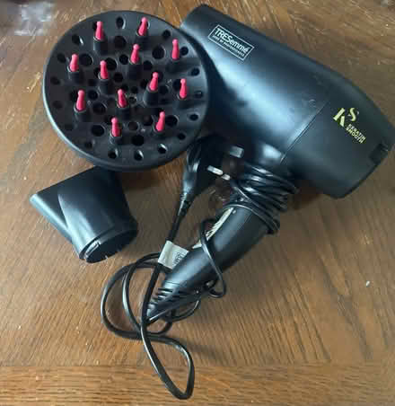 Photo of free TRESemme Keratin Smooth Hair Dryer (Portsmouth PO2) #1
