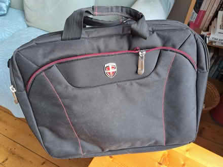 Photo of free Laptop carrier (Longsight M12) #1