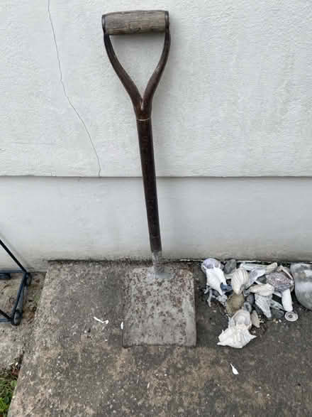 Photo of free Garden Spade (Penarth CF64) #1