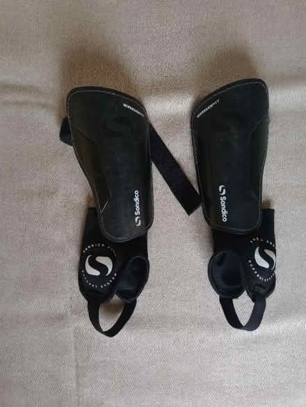 Photo of free Sandico shin pads (Kingsway BA2) #1