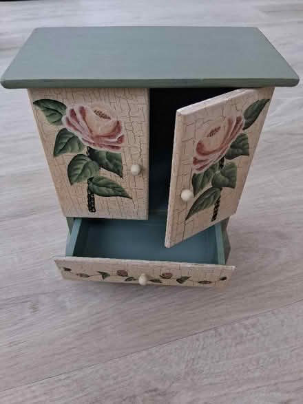 Photo of free Storage cabinet (Purbrook PO7) #1