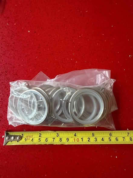 Photo of free curtain rings (De Parys MK40) #1