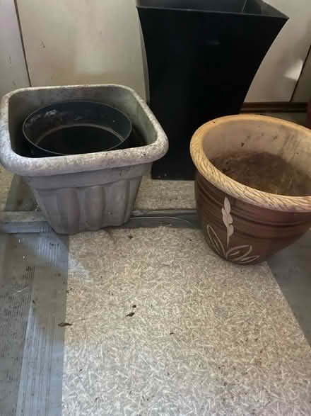 Photo of free Garden pots (Stourport-on-Severn DY13) #1