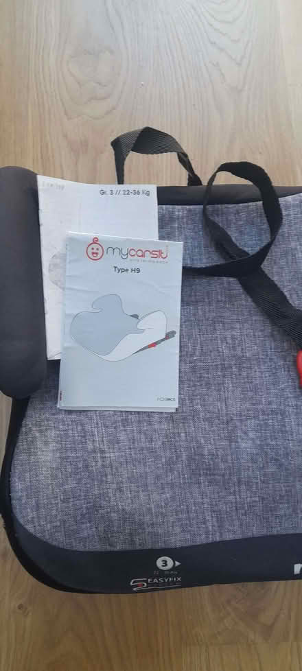 Photo of free Isofix booster seat (Longton PR4) #2