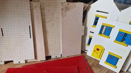 Photo of free Dolls house (March PE15) #2