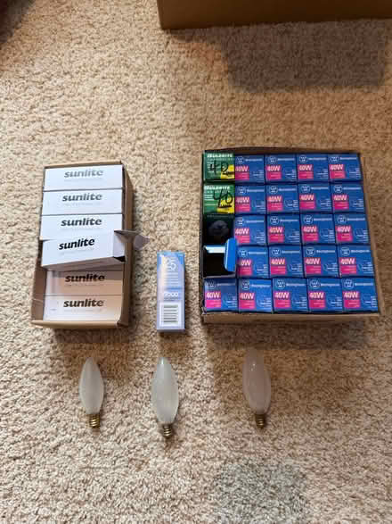 Photo of free Light Bulbs - Assorted Candelabra (Norbeck and Layhill Roads) #1