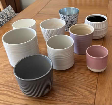 Photo of free A collection of plant pot holders (Alton GU34) #1