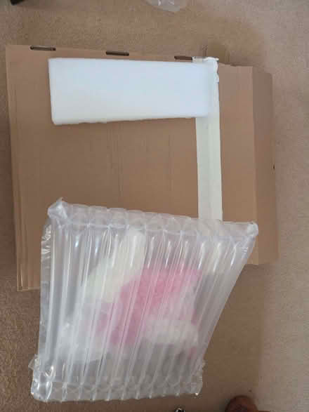 Photo of free Laptop box with foam and air-cushion packaging (Tunbridge Wells N. TN4) #1