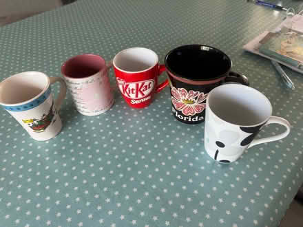 Photo of free 5 mugs (Hale End E4) #1