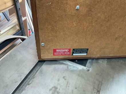 Photo of free Goodsell portable radio (Hutton BS24) #2