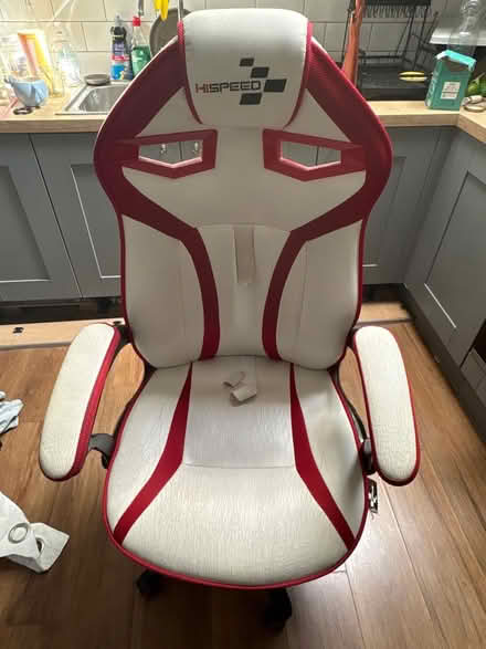 Photo of free Gaming chair (Hp4) #1