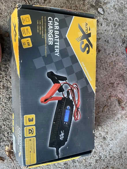 Photo of free Car battery charger (Fobbing SS17) #1