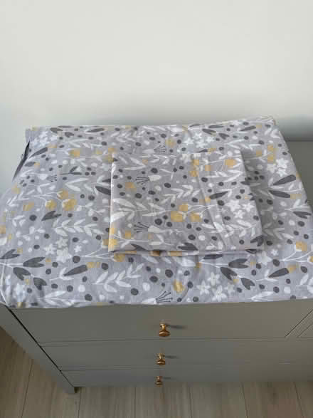 Photo of free Bed Sheets set (Bermondsey SE16) #1