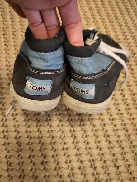 Photo of free Box of kid's shoes (L1 Liverpool City Centre) #4
