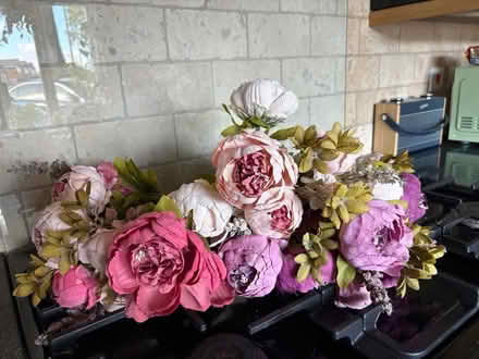 Photo of free Faux flowers (Oakwood DE21) #1