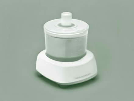 Photo of Food processor with grater attachment (City Centre NR2) #1