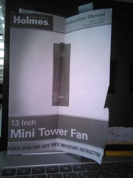 Photo of free Mini tower fan (60th cedar ave 19143) #4