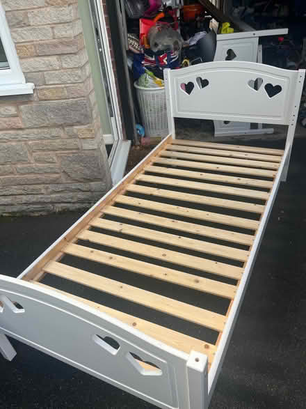 Photo of free Two beds with matching bedside drawers. (Ladybridge BL3) #1
