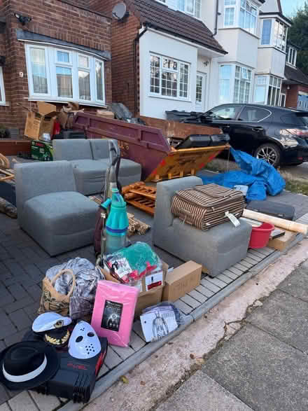 Photo of free Grey sofas, bunkbeds dismantled, dog bed, hoover, suitcases (Billesley B13) #1