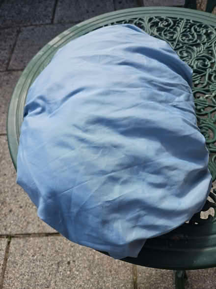 Photo of free Kingsize deep fitted sheet (Booker HP12) #1