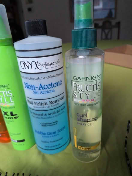 Photo of free Beauty/Bath extras (Greenlake) #4