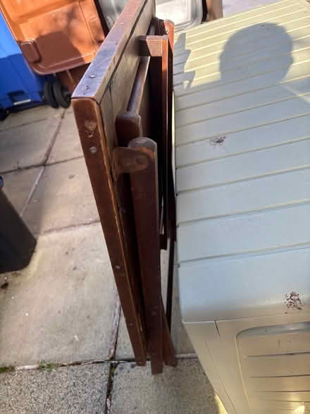 Photo of free Card Table (Broadfield BB5) #2
