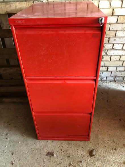 Photo of free Lovely red file caby (Chislehurst BR7) #1