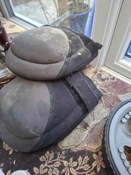 Photo of free Knee pads (Whitehill GU35) #1