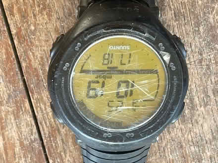 Photo of free Altimeter watch (Fairfield LA1) #1