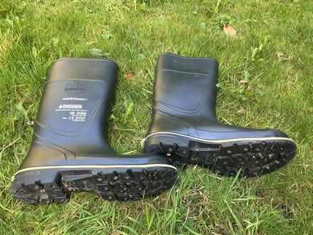 Photo of free Safety Wellies size 11 (Fairfield Park BA1) #2
