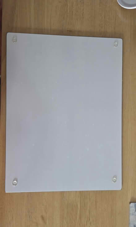 Photo of free Glass chopping board (Tooting Bec, SW17) #2