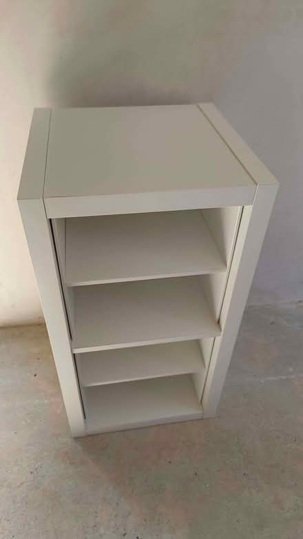 Photo of free IKEA KALLAX Shelving unit, white, 77x41 cm (Green Street Green TN14) #2