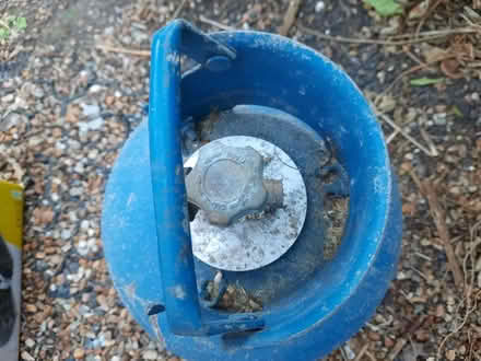 Photo of free 4.5kg bottle butane camping gas (Hollingdean BN1) #2