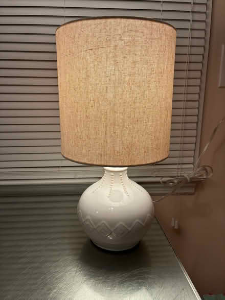 Photo of free Ceramic lamp (Saugerties) #1
