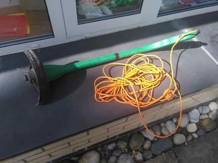 Photo of free Electric Strimmer (Aigburth L17) #1