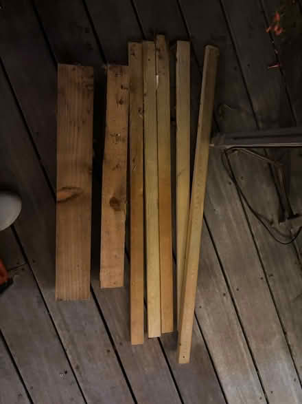 Photo of free Pieces of wood, various lengths (Catford South SE6) #2