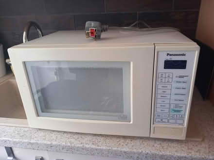 Photo of free microwave (RG6 near Palmer Park) #1