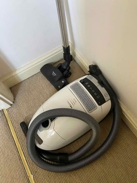 Photo of free Miele Vacuum Clwaner (KT199GZ) #1