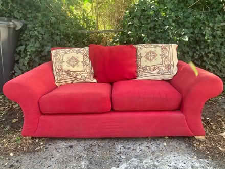 Photo of free Red sofa (Bevendean BN2) #4