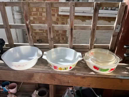 Photo of free 3 casserole/pyrex dushes (Woodside CR0) #1
