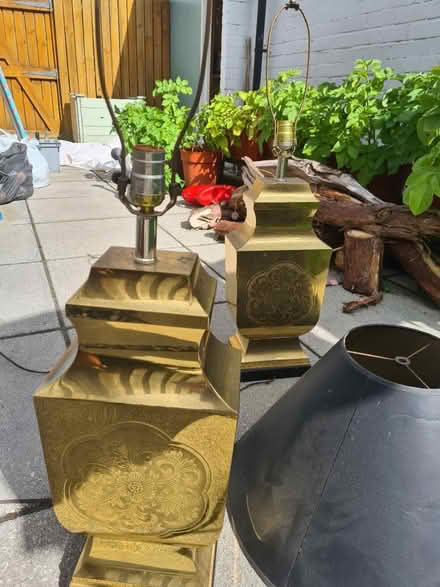 Photo of free 2 x Large lamps (Scotstoun G14) #2
