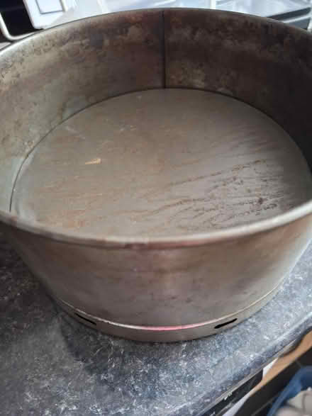 Photo of free Loose bottomed cake tin (Stantonbury, MK14) #1
