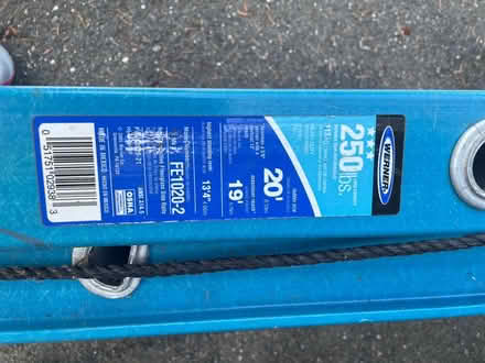 Photo of free 20’ extension ladder (Lynnwood) #2