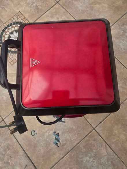 Photo of free Andrew James waffle maker (Chingford Mount E4) #1