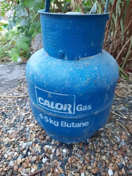 Photo of free 4.5kg bottle butane camping gas (Hollingdean BN1) #1