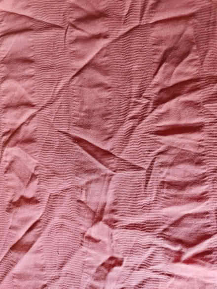Photo of free Pink superking duvet cover & cases (Welwyn Garden City AL7) #1